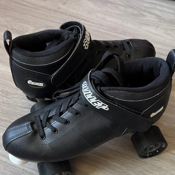 Men's Black Skates - Picture 3 of 3